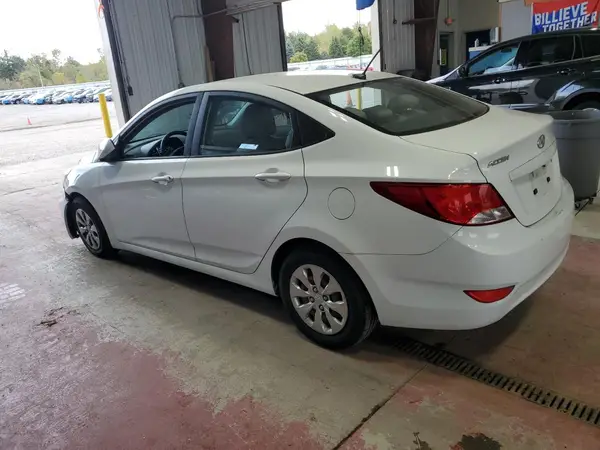 KMHCT4AEXGU103964 2016 HYUNDAI ACCENT - Image 2