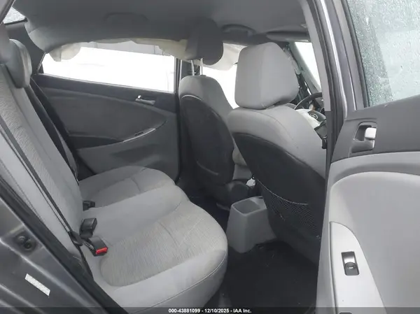 KMHCT4AEXGU104242 2016 HYUNDAI ACCENT - Image 8