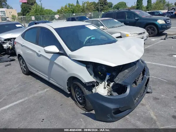 KMHCT4AEXGU123857 2016 HYUNDAI ACCENT - Image 1