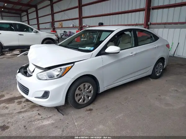 KMHCT4AEXGU124832 2016 HYUNDAI ACCENT - Image 2