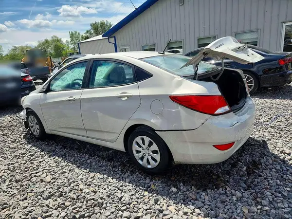KMHCT4AEXGU127326 2016 HYUNDAI ACCENT - Image 2