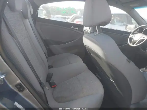 KMHCT4AEXGU131988 2016 HYUNDAI ACCENT - Image 8
