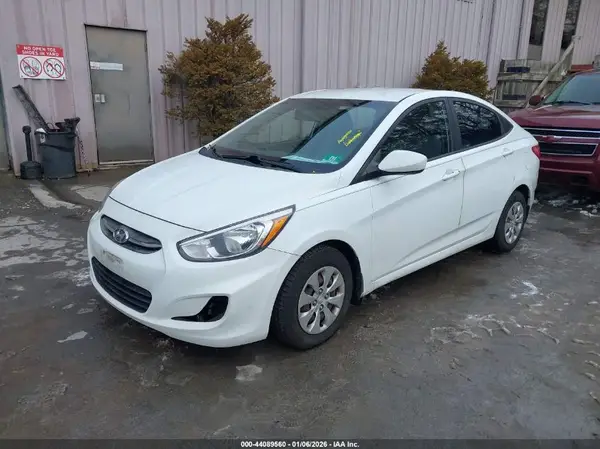 KMHCT4AEXGU158057 2016 HYUNDAI ACCENT - Image 2