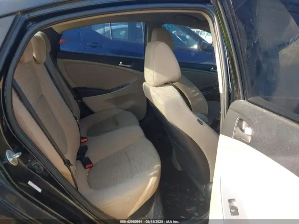 KMHCT4AEXGU161024 2016 HYUNDAI ACCENT - Image 8