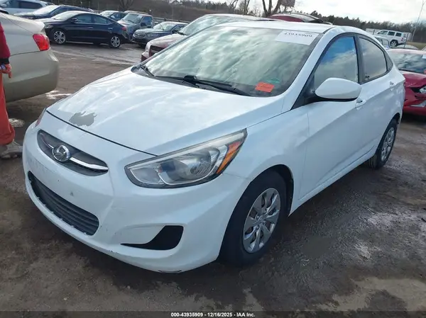 KMHCT4AEXGU163789 2016 HYUNDAI ACCENT - Image 2
