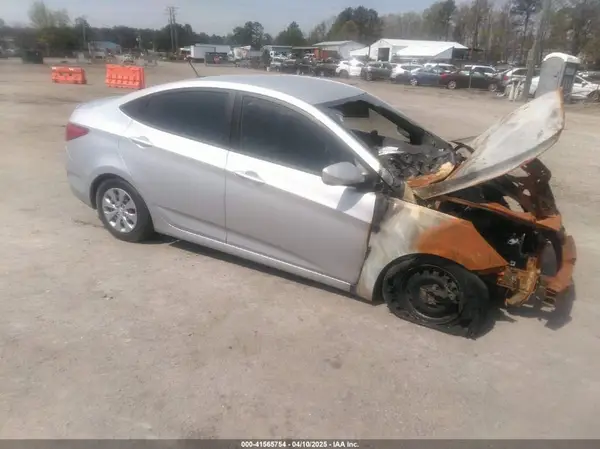 KMHCT4AEXGU950063 2016 HYUNDAI ACCENT - Image 1
