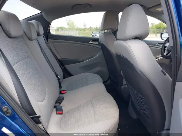 KMHCT4AEXGU960477 2016 HYUNDAI ACCENT - Image 8