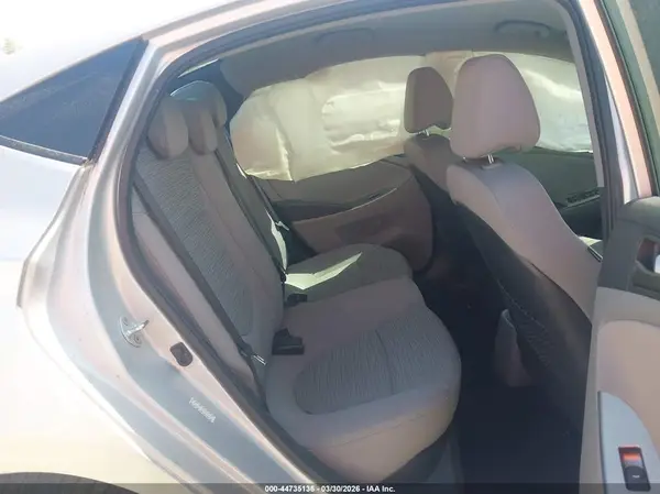 KMHCT4AEXGU978509 2016 HYUNDAI ACCENT - Image 8