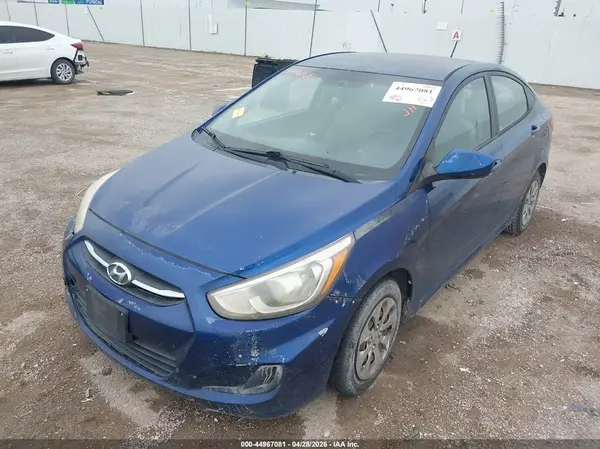 KMHCT4AEXGU981894 2016 HYUNDAI ACCENT - Image 2