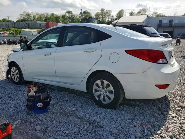 KMHCT4AEXGU995472 2016 HYUNDAI ACCENT - Image 2