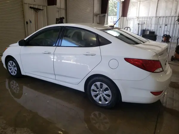 KMHCT4AEXHU169318 2017 HYUNDAI ACCENT - Image 2
