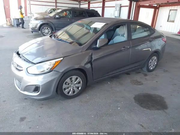 KMHCT4AEXHU180982 2017 HYUNDAI ACCENT - Image 2