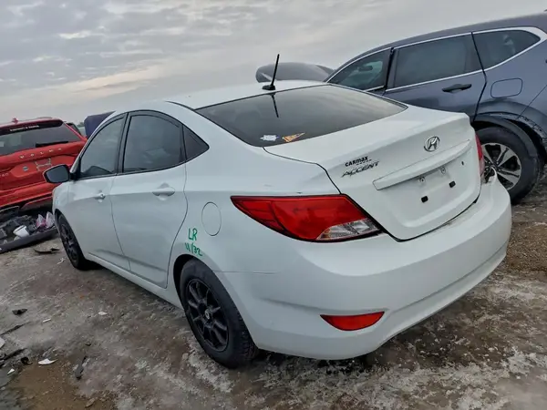 KMHCT4AEXHU194574 2017 HYUNDAI ACCENT - Image 2