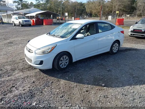 KMHCT4AEXHU202222 2017 HYUNDAI ACCENT - Image 2