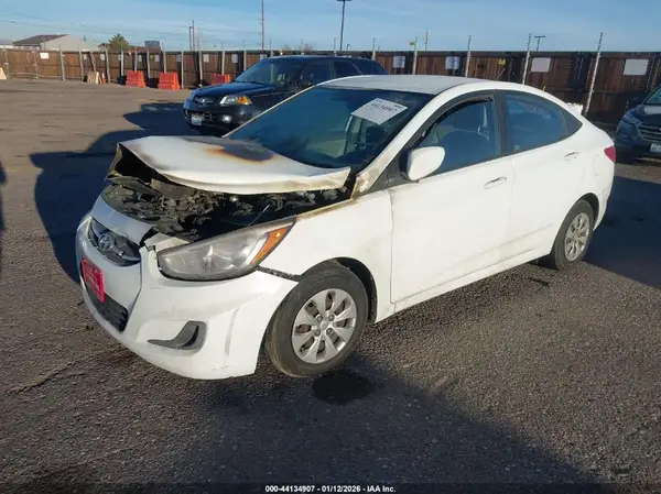 KMHCT4AEXHU202317 2017 HYUNDAI ACCENT - Image 2