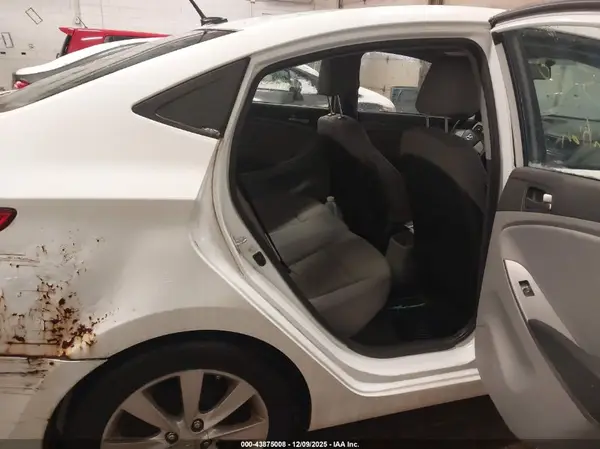 KMHCT4AEXHU203113 2017 HYUNDAI ACCENT - Image 8