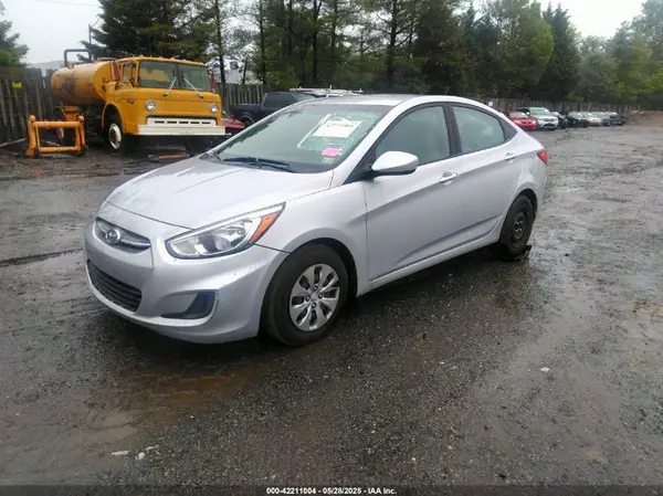 KMHCT4AEXHU216735 2017 HYUNDAI ACCENT - Image 2