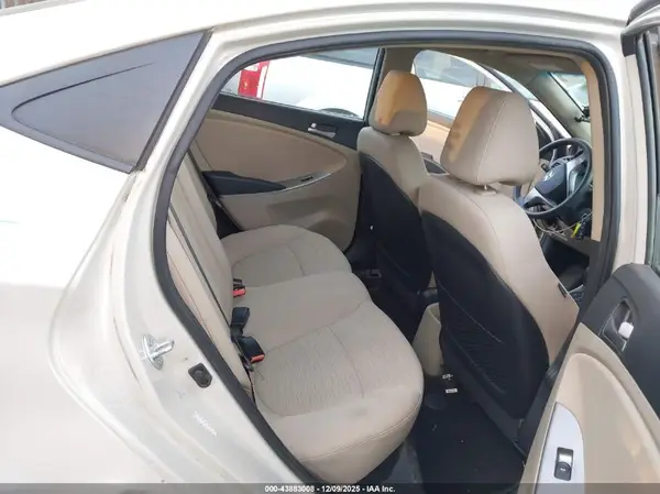 KMHCT4AEXHU220011 2017 HYUNDAI ACCENT - Image 8