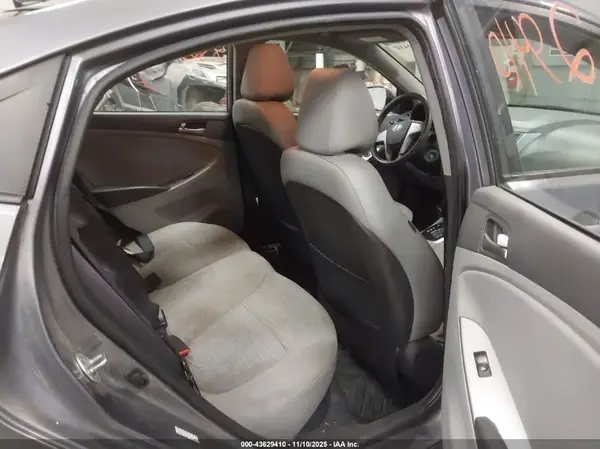 KMHCT4AEXHU222616 2017 HYUNDAI ACCENT - Image 8
