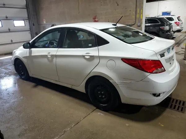KMHCT4AEXHU233776 2017 HYUNDAI ACCENT - Image 2