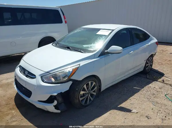 KMHCT4AEXHU250156 2017 HYUNDAI ACCENT - Image 2