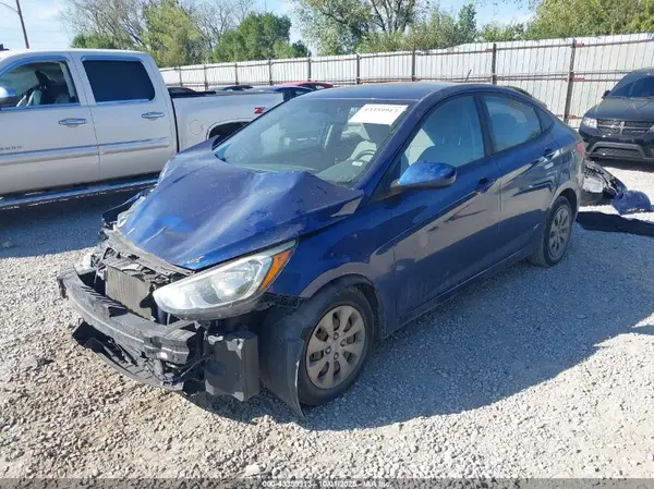 KMHCT4AEXHU268169 2017 HYUNDAI ACCENT - Image 2