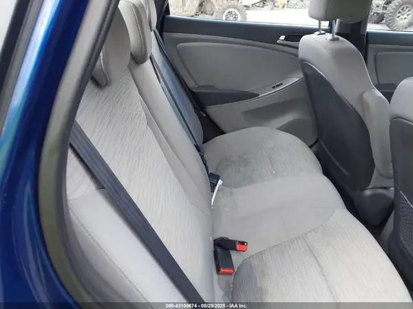 KMHCT4AEXHU275770 2017 HYUNDAI ACCENT - Image 8