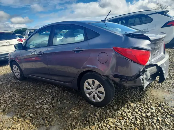 KMHCT4AEXHU282055 2017 HYUNDAI ACCENT - Image 2