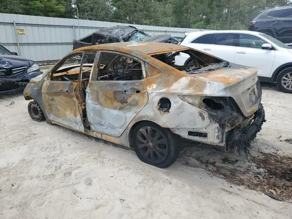 KMHCT4AEXHU282587 2017 HYUNDAI ACCENT - Image 2
