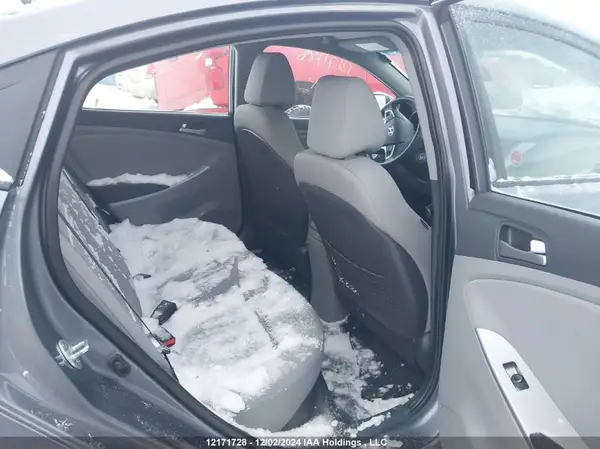 KMHCT4AEXHU291385 2017 HYUNDAI ACCENT - Image 8