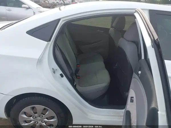 KMHCT4AEXHU305950 2017 HYUNDAI ACCENT - Image 8