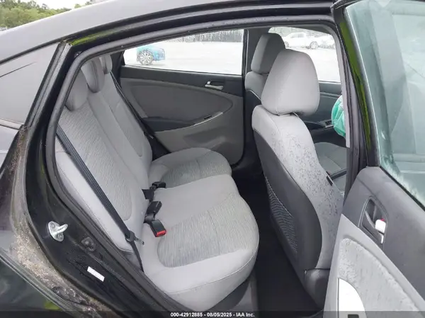 KMHCT4AEXHU333991 2017 HYUNDAI ACCENT - Image 8