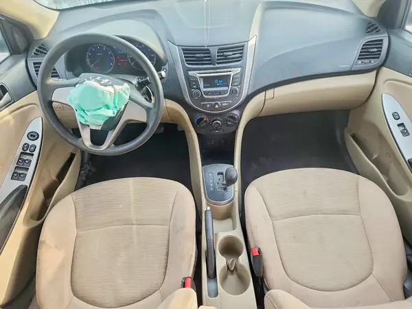 KMHCT4AEXHU344800 2017 HYUNDAI ACCENT - Image 8