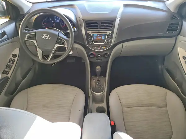 KMHCT4AEXHU356378 2017 HYUNDAI ACCENT - Image 8