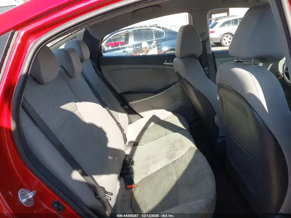 KMHCT4AEXHU359359 2017 HYUNDAI ACCENT - Image 8