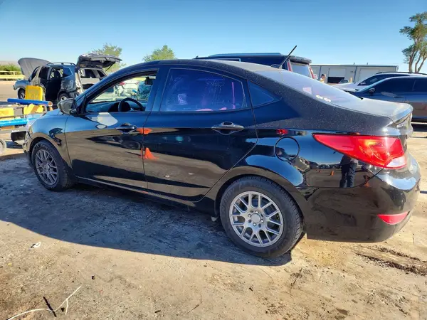KMHCT4AEXHU361225 2017 HYUNDAI ACCENT - Image 2