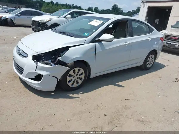KMHCT4AEXHU366635 2017 HYUNDAI ACCENT - Image 2