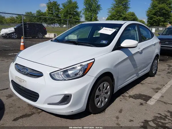 KMHCT4AEXHU370197 2017 HYUNDAI ACCENT - Image 2