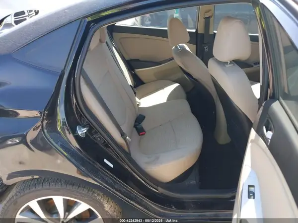 KMHCT4AEXHU386769 2017 HYUNDAI ACCENT - Image 8