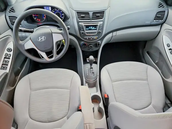 KMHCT4AEXHU393575 2017 HYUNDAI ACCENT - Image 8