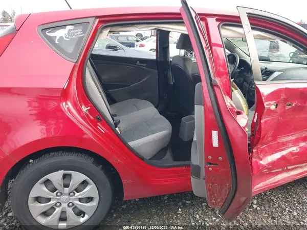 KMHCT5AE0GU240109 2016 HYUNDAI ACCENT - Image 8