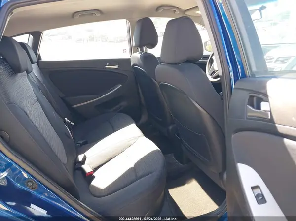 KMHCT5AE0GU246587 2016 HYUNDAI ACCENT - Image 8