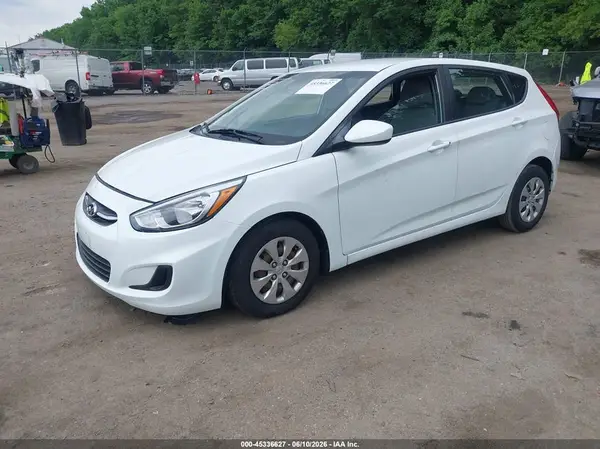 KMHCT5AE0GU246959 2016 HYUNDAI ACCENT - Image 2