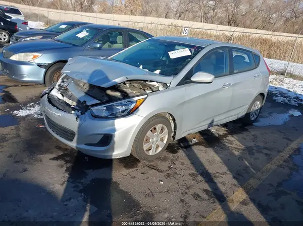 KMHCT5AE0GU250865 2016 HYUNDAI ACCENT - Image 2