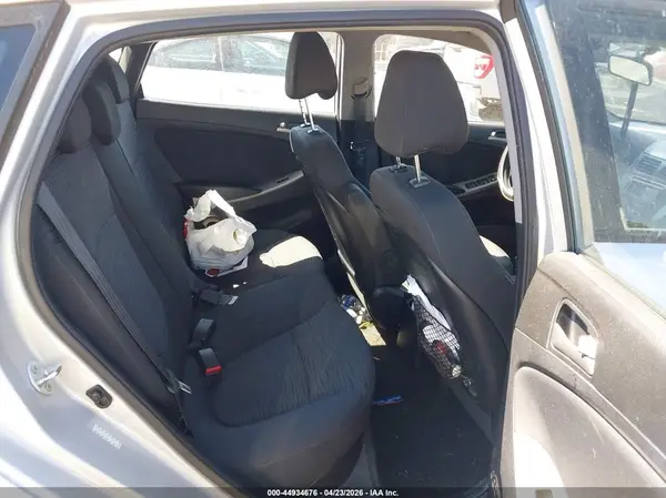 KMHCT5AE0GU252812 2016 HYUNDAI ACCENT - Image 8
