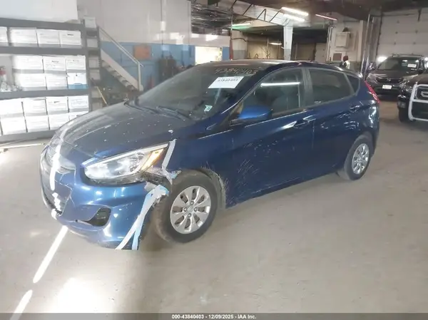 KMHCT5AE0GU260053 2016 HYUNDAI ACCENT - Image 2