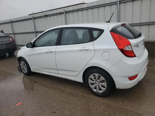 KMHCT5AE0GU261011 2016 HYUNDAI ACCENT - Image 2