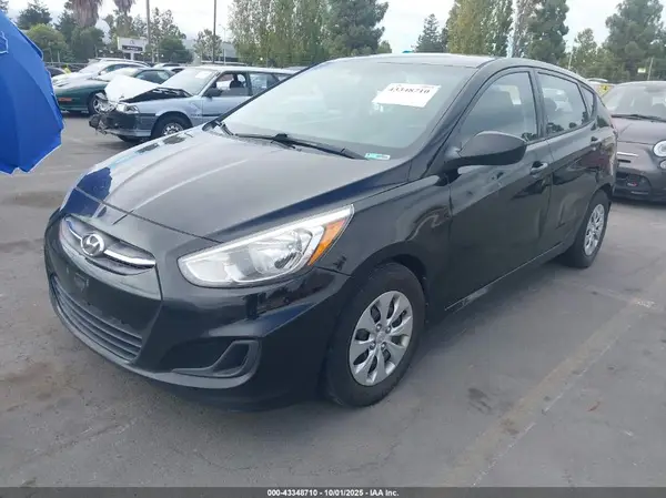 KMHCT5AE0GU265544 2016 HYUNDAI ACCENT - Image 2