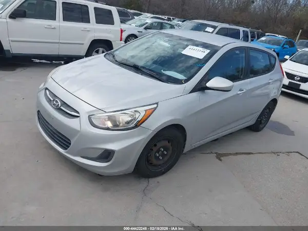 KMHCT5AE0GU266242 2016 HYUNDAI ACCENT - Image 2