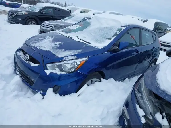 KMHCT5AE0GU273952 2016 HYUNDAI ACCENT - Image 2